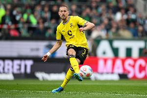 安东谈打成平手不莱梅：2-0之后防线变差，需确保这种情况不再发生